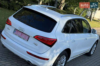 Внедорожник / Кроссовер Audi Q5 2015 в 