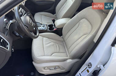 Внедорожник / Кроссовер Audi Q5 2015 в 