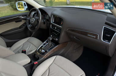 Внедорожник / Кроссовер Audi Q5 2015 в 