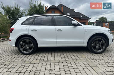 Внедорожник / Кроссовер Audi Q5 2015 в 