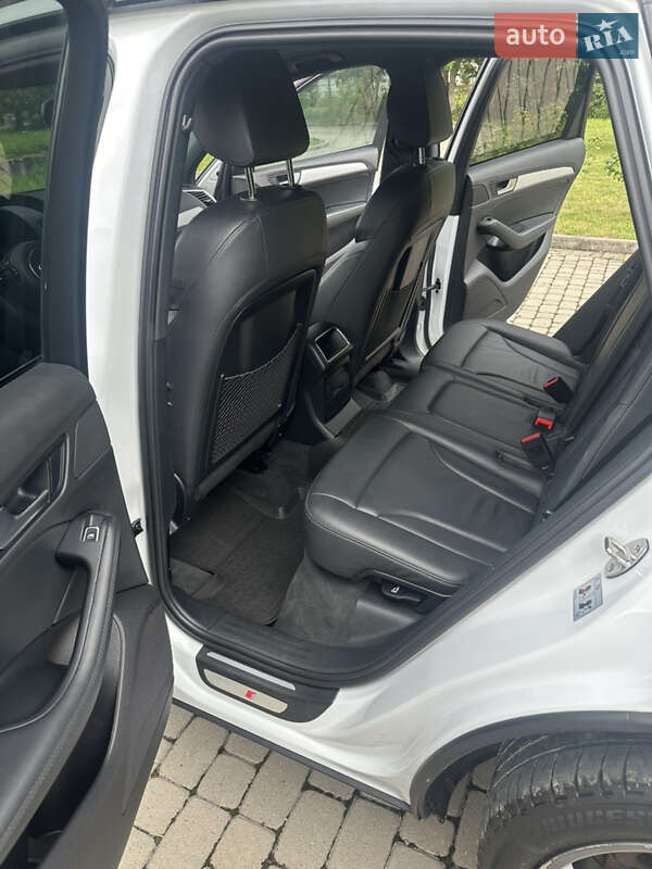 Позашляховик / Кросовер Audi Q5 2015 в Калуші