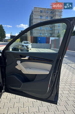 Внедорожник / Кроссовер Audi Q5 2018 в 