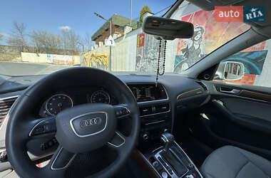 Внедорожник / Кроссовер Audi Q5 2012 в 
