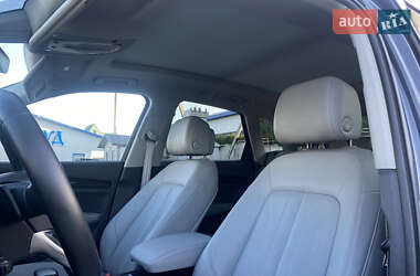 Внедорожник / Кроссовер Audi Q5 2018 в 