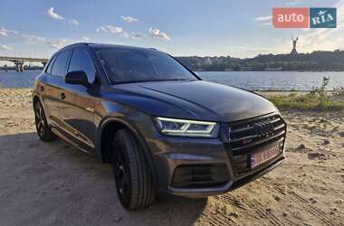 Позашляховик / Кросовер Audi Q5 2018 в Києві