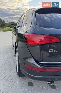 Внедорожник / Кроссовер Audi Q5 2016 в 
