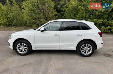 Внедорожник / Кроссовер Audi Q5 2015 в 