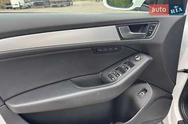 Внедорожник / Кроссовер Audi Q5 2015 в 