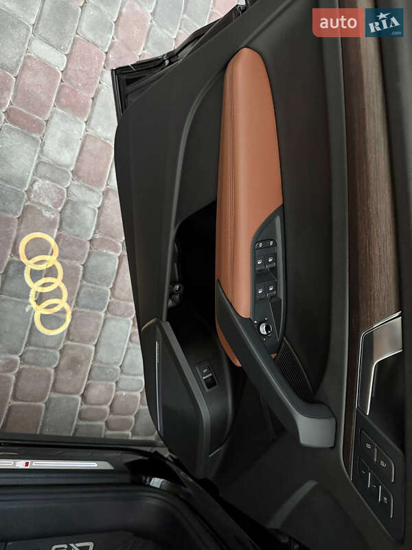 Внедорожник / Кроссовер Audi Q5 2023 в Белой Церкви