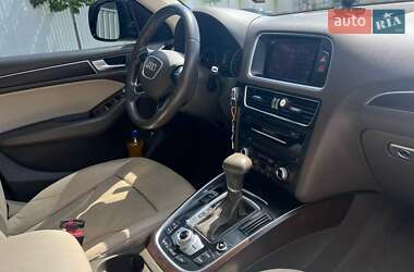 Внедорожник / Кроссовер Audi Q5 2015 в 