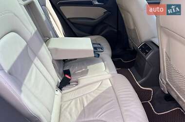 Внедорожник / Кроссовер Audi Q5 2015 в 