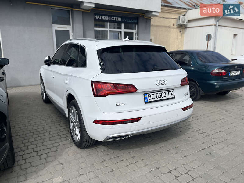 Внедорожник / Кроссовер Audi Q5 2017 в Львове