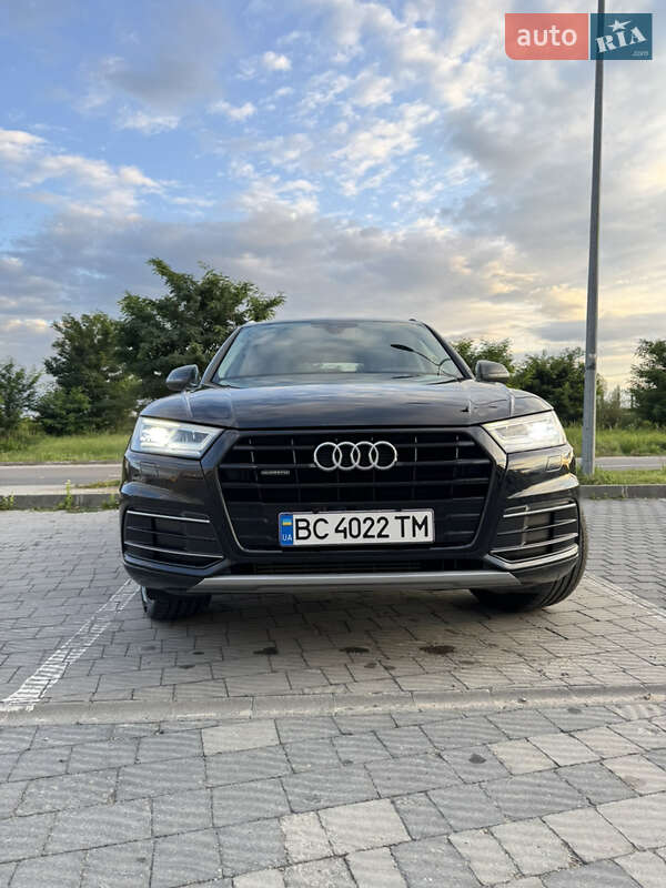 Внедорожник / Кроссовер Audi Q5 2016 в Львове