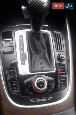 Внедорожник / Кроссовер Audi Q5 2010 в 
