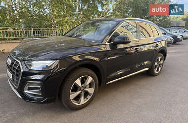 Внедорожник / Кроссовер Audi Q5 2024 в 
