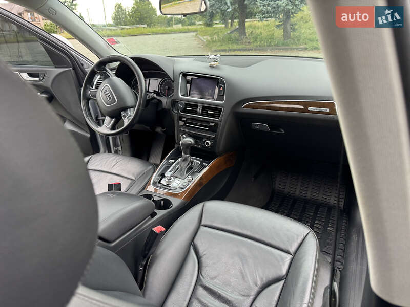 Внедорожник / Кроссовер Audi Q5 2015 в Дубно