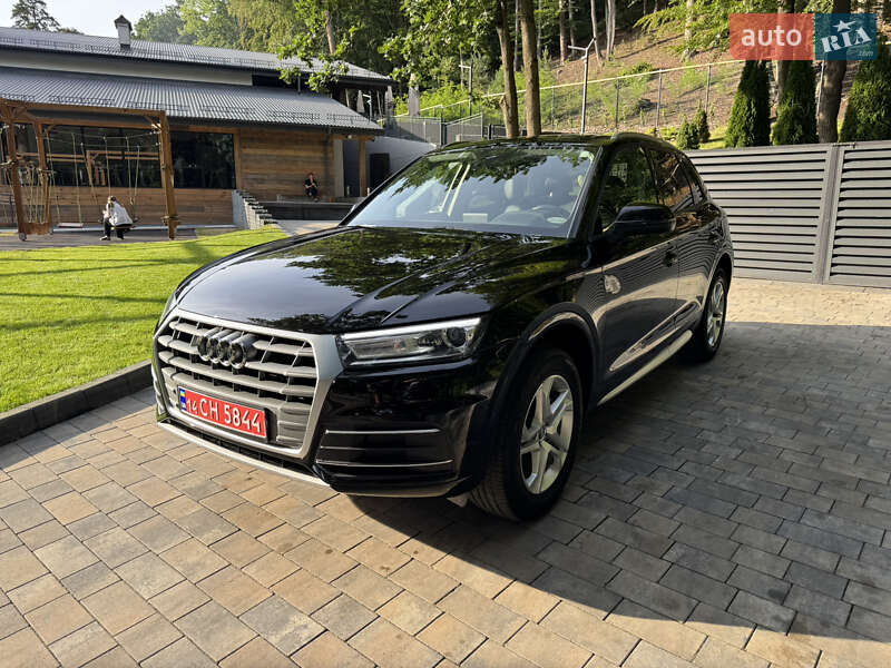 Внедорожник / Кроссовер Audi Q5 2018 в Львове