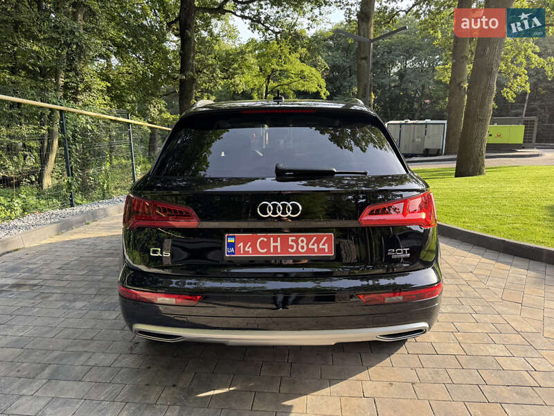 Внедорожник / Кроссовер Audi Q5 2018 в Львове