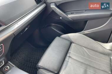 Внедорожник / Кроссовер Audi Q5 2020 в 