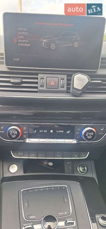 Внедорожник / Кроссовер Audi Q5 2020 в Харькове