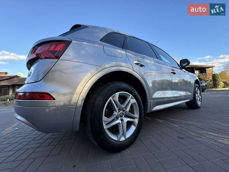 Внедорожник / Кроссовер Audi Q5 2017 в Днепре