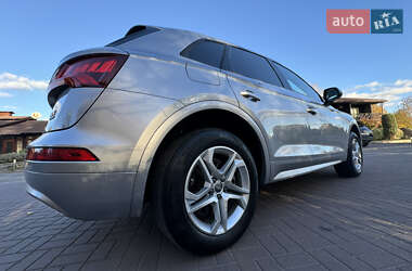 Позашляховик / Кросовер Audi Q5 2017 в 