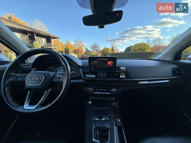 Внедорожник / Кроссовер Audi Q5 2017 в Днепре