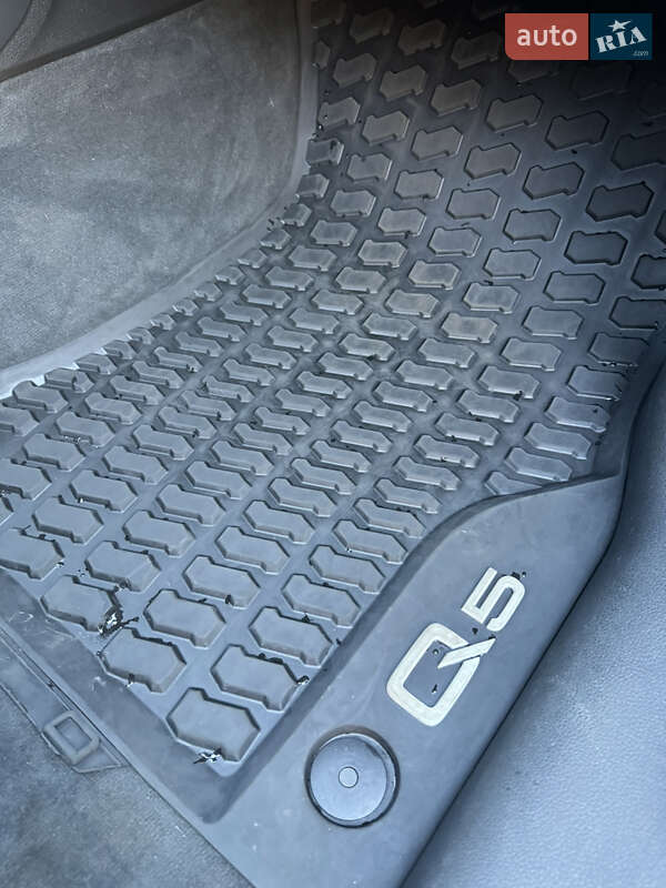 Внедорожник / Кроссовер Audi Q5 2017 в Днепре