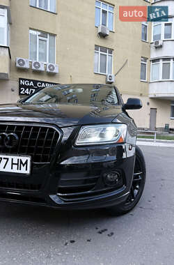 Внедорожник / Кроссовер Audi Q5 2016 в 