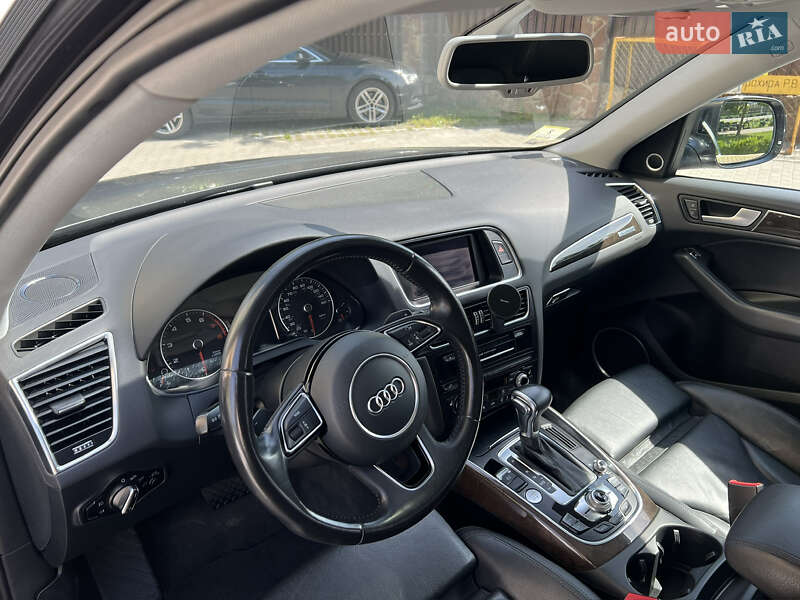 Внедорожник / Кроссовер Audi Q5 2013 в Тернополе