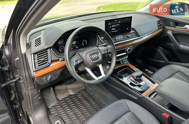 Внедорожник / Кроссовер Audi Q5 2020 в 