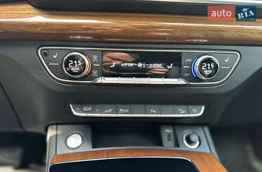 Внедорожник / Кроссовер Audi Q5 2020 в 