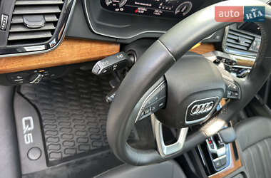 Внедорожник / Кроссовер Audi Q5 2020 в 