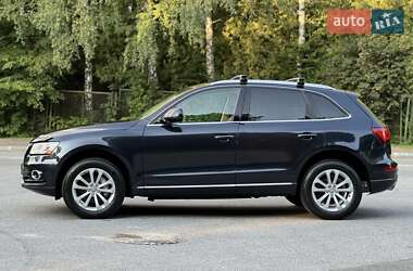 Позашляховик / Кросовер Audi Q5 2015 в 