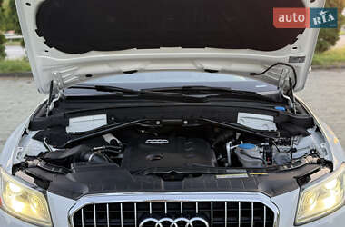 Позашляховик / Кросовер Audi Q5 2013 в 
