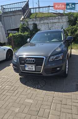 Внедорожник / Кроссовер Audi Q5 2011 в 