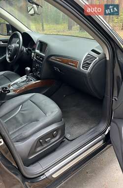 Внедорожник / Кроссовер Audi Q5 2012 в 