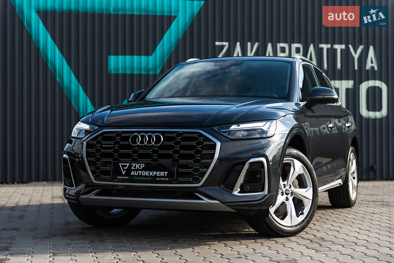 Позашляховик / Кросовер Audi Q5 2020 в 
