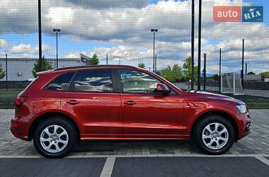 Внедорожник / Кроссовер Audi Q5 2013 в 