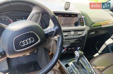 Внедорожник / Кроссовер Audi Q5 2012 в 