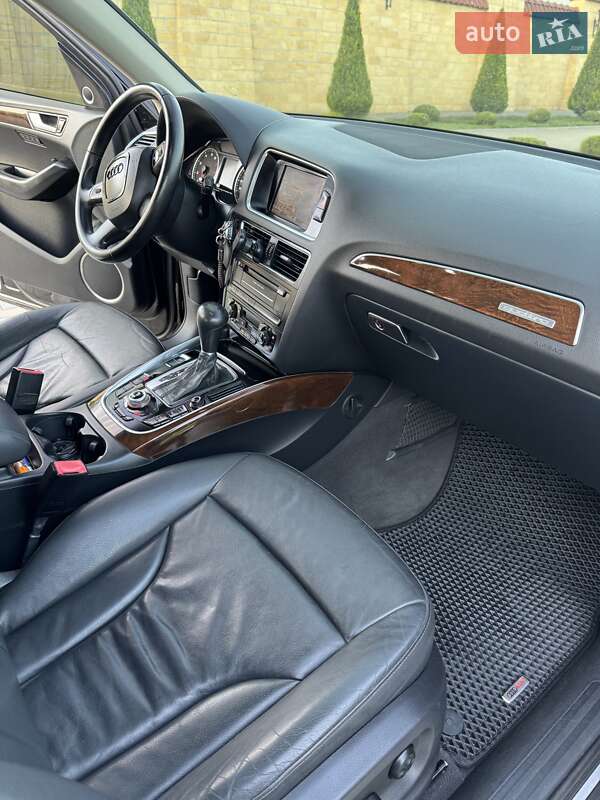 Позашляховик / Кросовер Audi Q5 2011 в Ізмаїлі