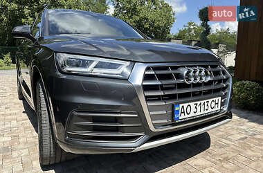 Внедорожник / Кроссовер Audi Q5 2018 в 