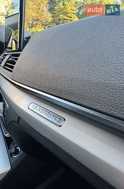 Внедорожник / Кроссовер Audi Q5 2021 в 