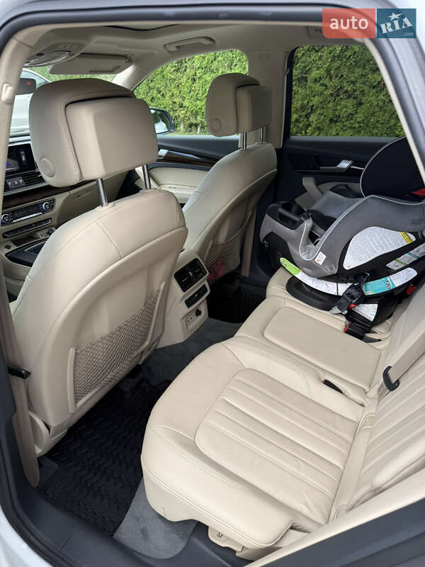 Позашляховик / Кросовер Audi Q5 2020 в Львові