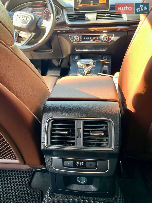 Позашляховик / Кросовер Audi Q5 2018 в Кропивницькому фото 11 Позашляховик / Кросовер Audi Q5 2018 в Кропивницькому