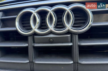 Внедорожник / Кроссовер Audi Q5 2022 в 