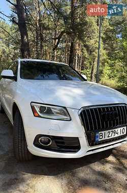 Внедорожник / Кроссовер Audi Q5 2016 в 