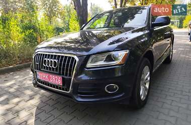 Позашляховик / Кросовер Audi Q5 2015 в Луцьку