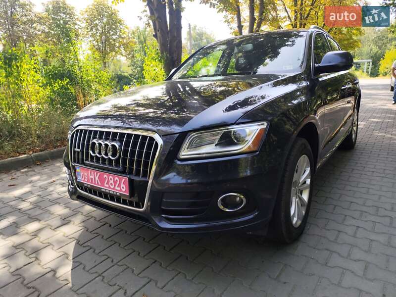 Внедорожник / Кроссовер Audi Q5 2015 в 