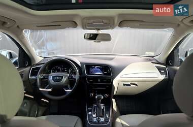 Внедорожник / Кроссовер Audi Q5 2015 в 